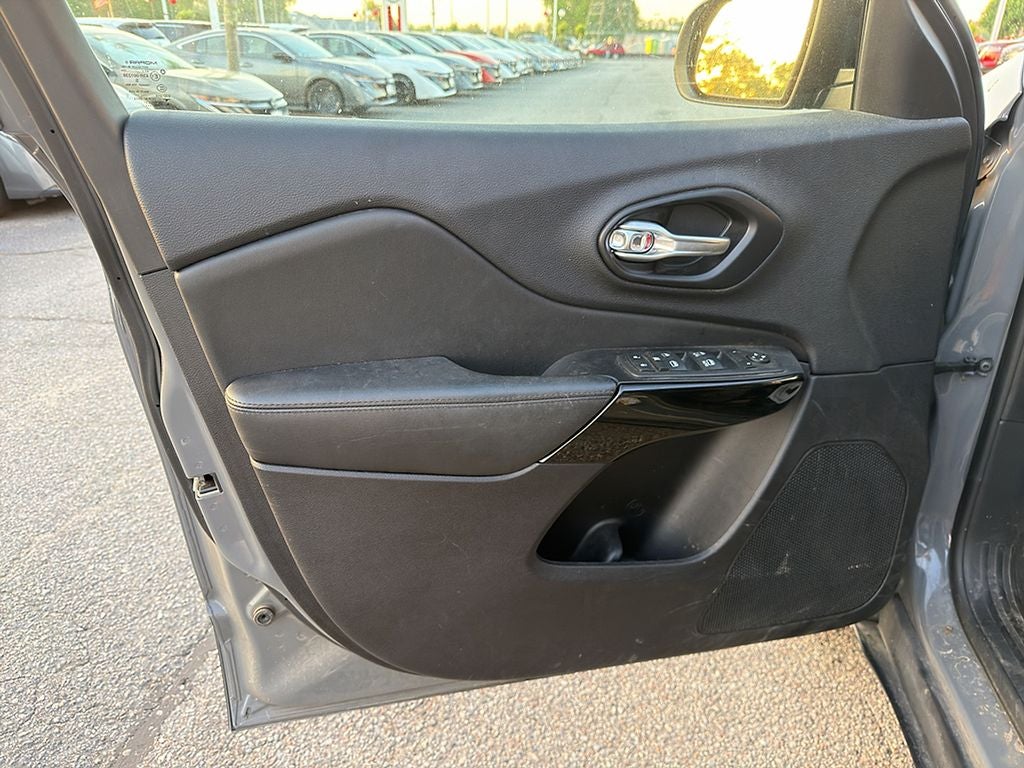 2022 Jeep Cherokee Altitude