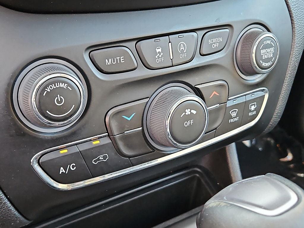 2021 Jeep Cherokee Latitude Plus
