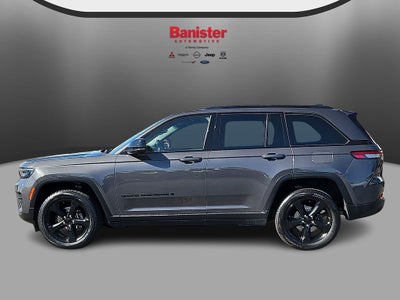 2023 Jeep Grand Cherokee Altitude