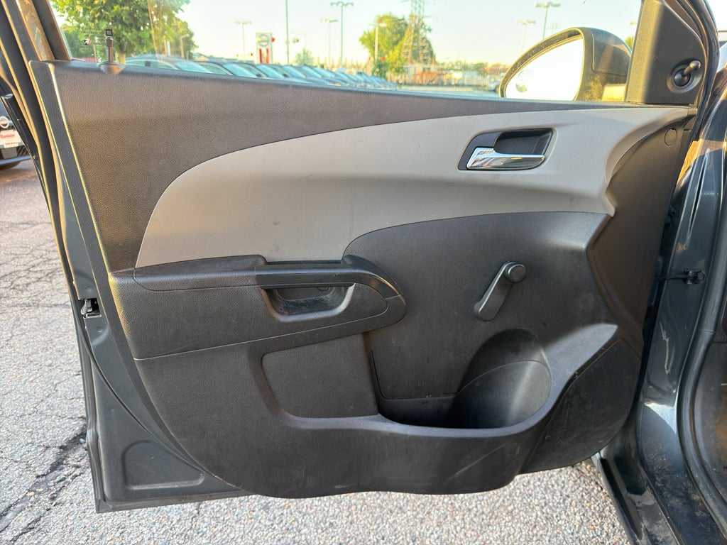 2013 Chevrolet Sonic LS