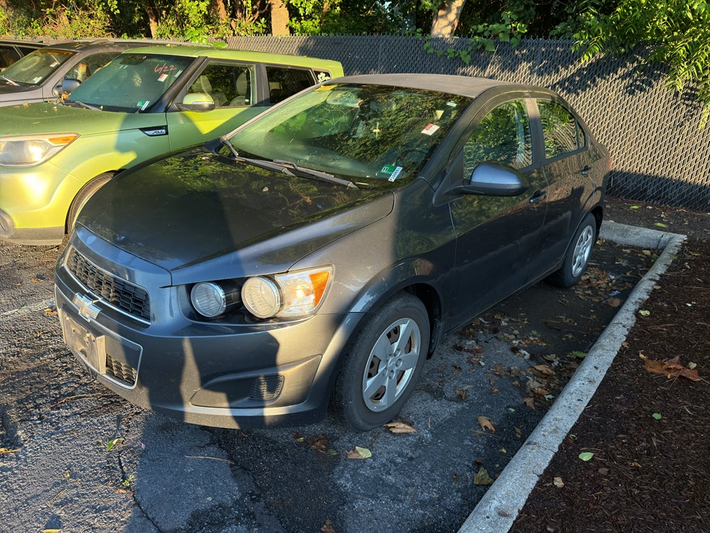 2013 Chevrolet Sonic LS