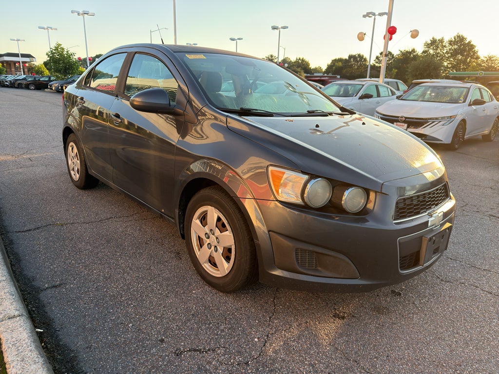 2013 Chevrolet Sonic LS