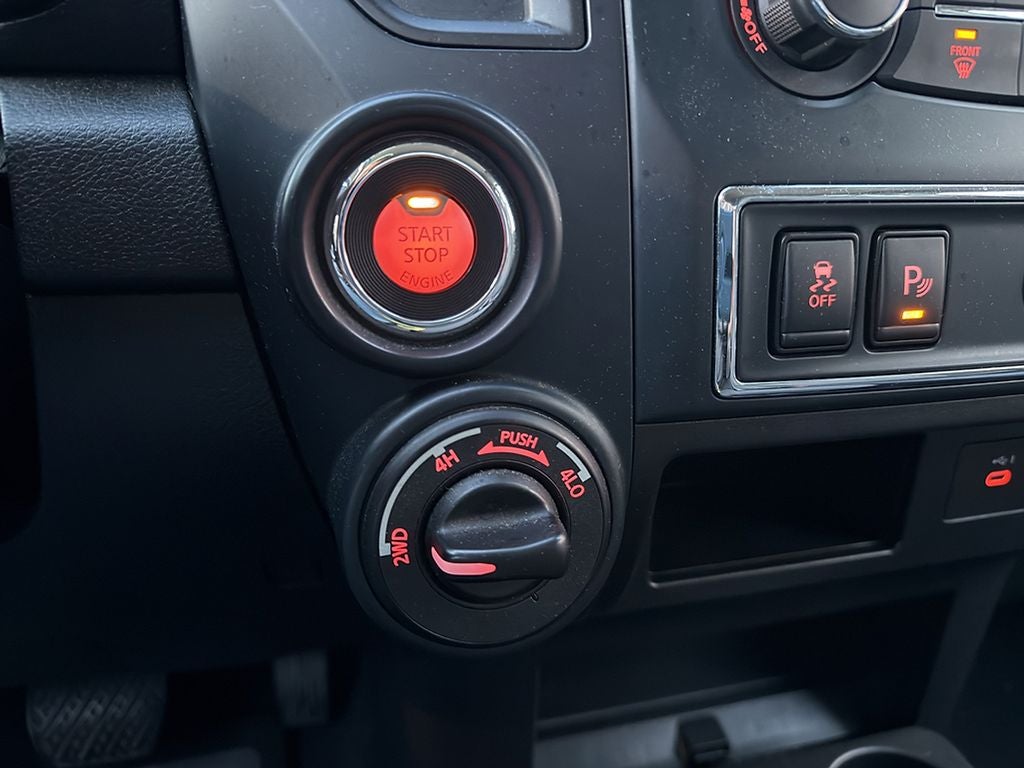 2023 Nissan Titan SV