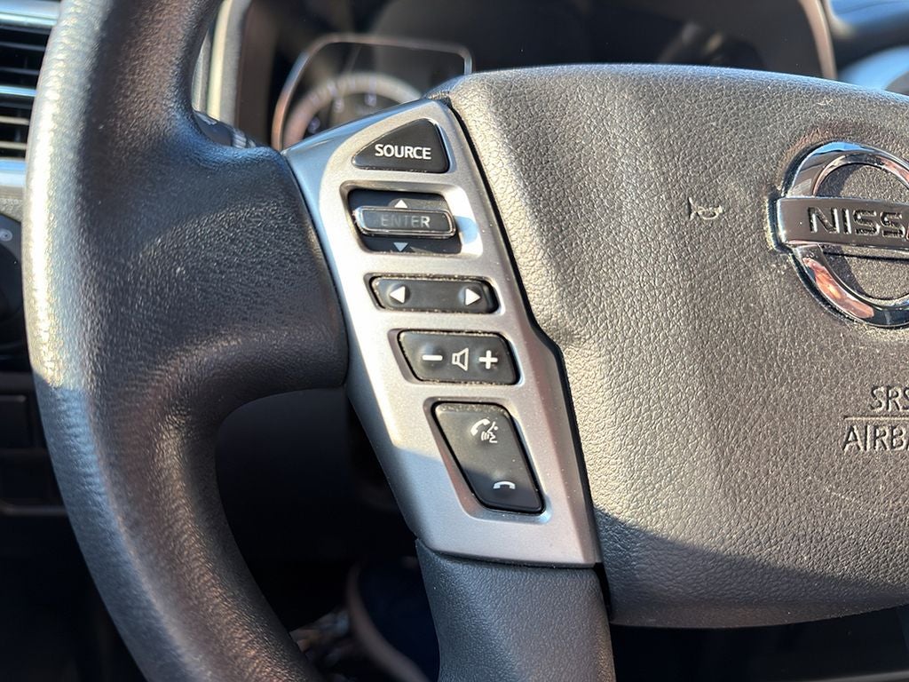 2017 Nissan Titan SV