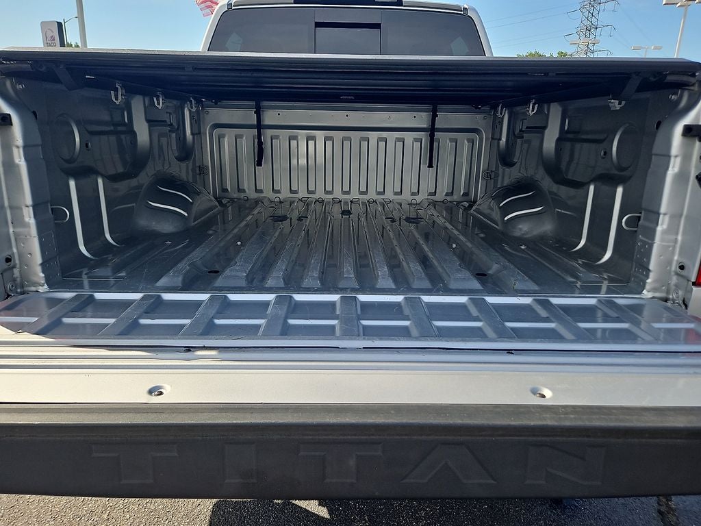 2017 Nissan Titan SV