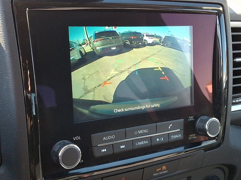 2023 Nissan Frontier SV