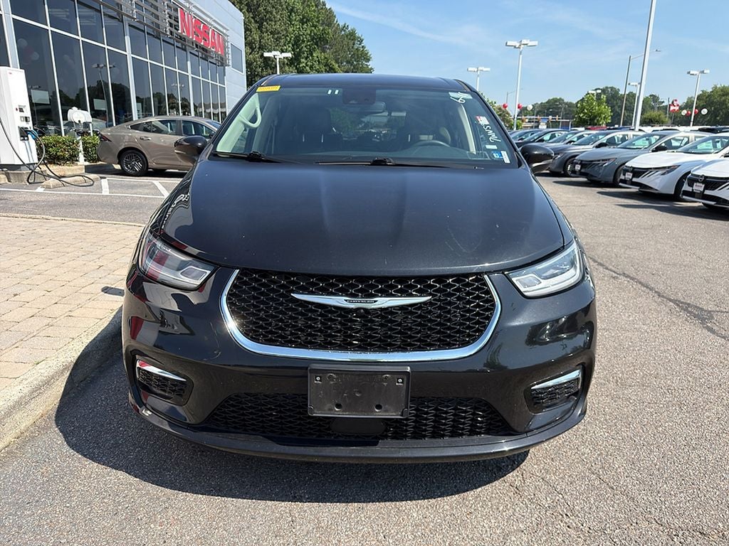 2023 Chrysler Pacifica Hybrid Touring L