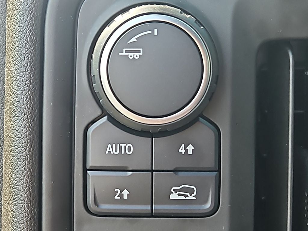 2020 Chevrolet Silverado Custom