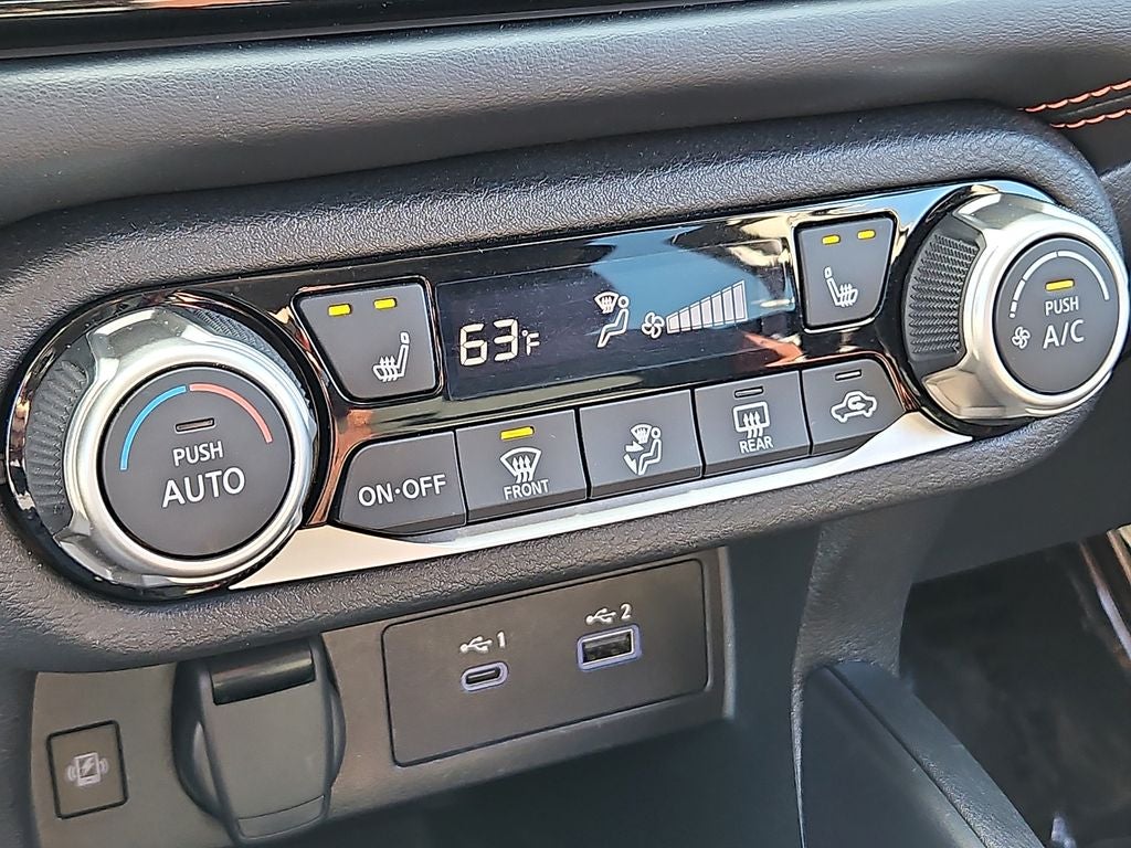 2024 Nissan Versa SR