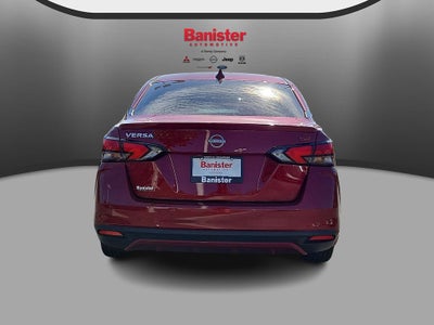 2024 Nissan Versa SR
