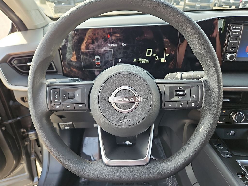 2025 Nissan Kicks S
