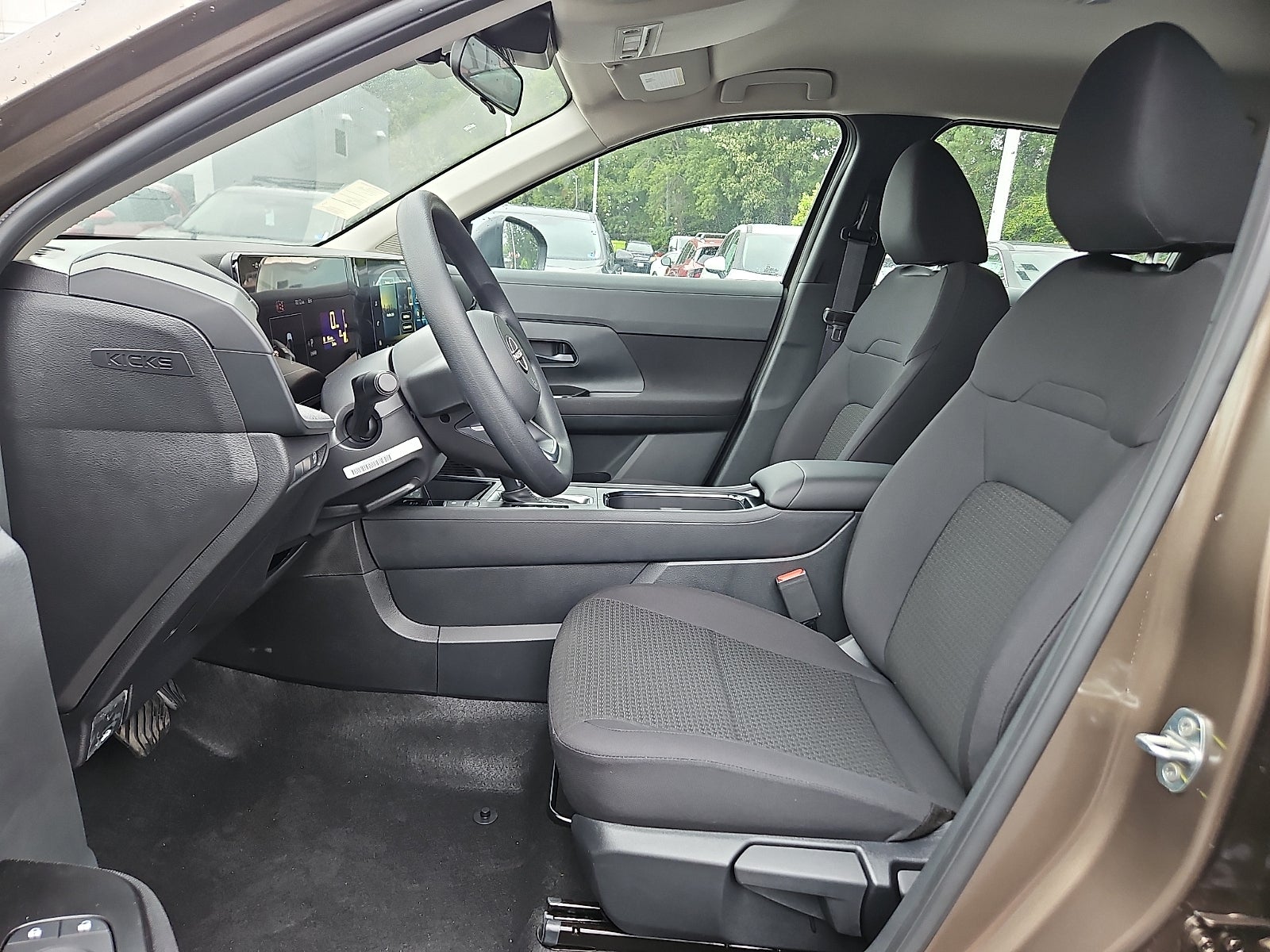 2027 Nissan Kicks S