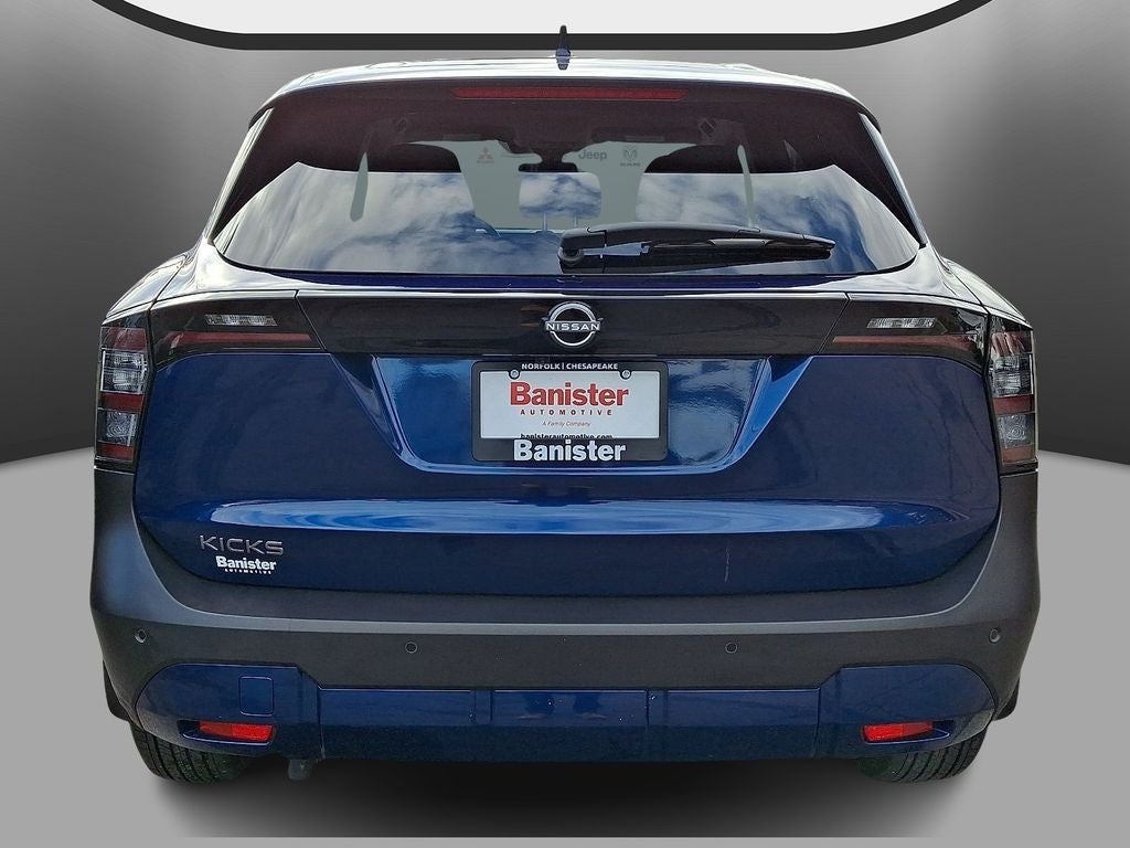 2025 Nissan Kicks SV