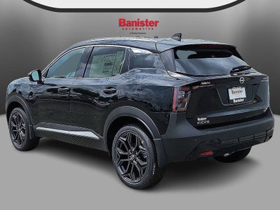 2025 Nissan Kicks SR