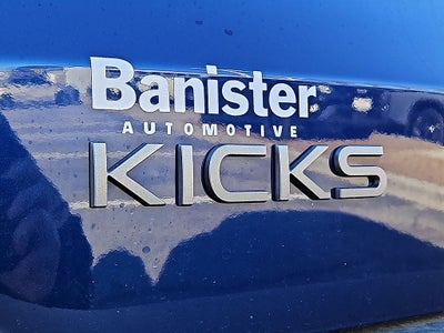 2025 Nissan Kicks SR