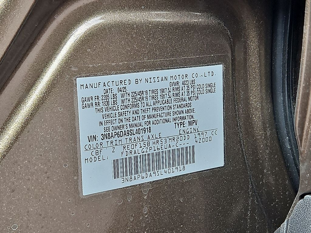 2025 Nissan Kicks SR