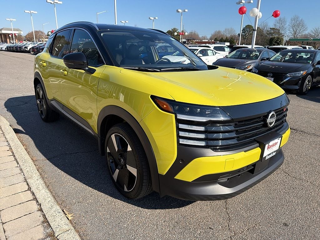 2025 Nissan Kicks SR