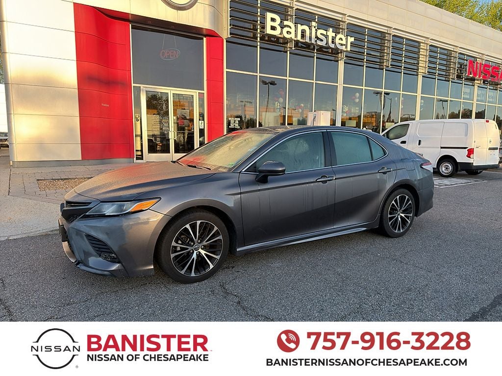 2019 Toyota Camry SE