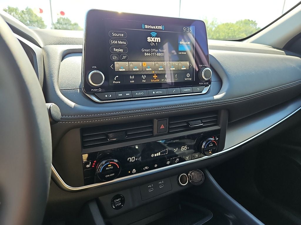 2026 Nissan Rogue SV