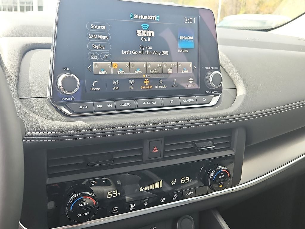 2026 Nissan Rogue SV