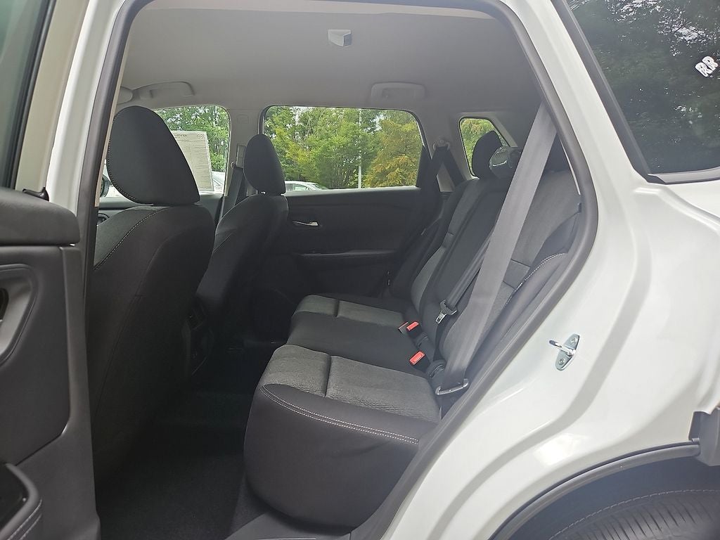 2026 Nissan Rogue SV Moonroof