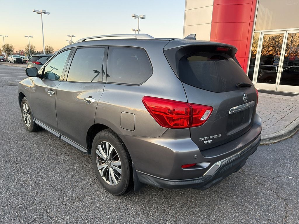 2020 Nissan Pathfinder S