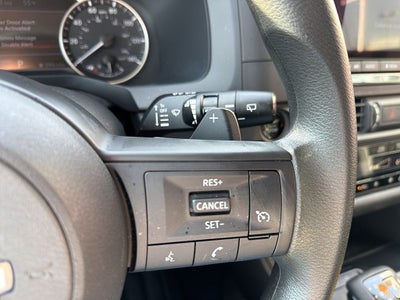 2025 Nissan Pathfinder S