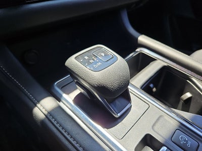 2023 Nissan Pathfinder SV
