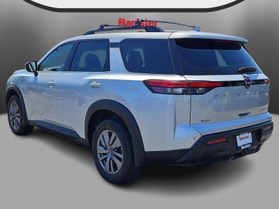 2023 Nissan Pathfinder SV