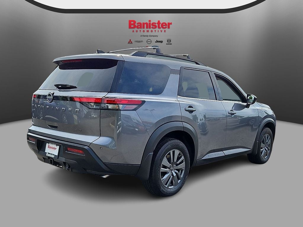2026 Nissan Pathfinder SV