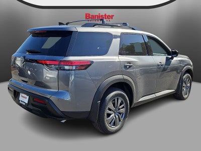 2026 Nissan Pathfinder SV