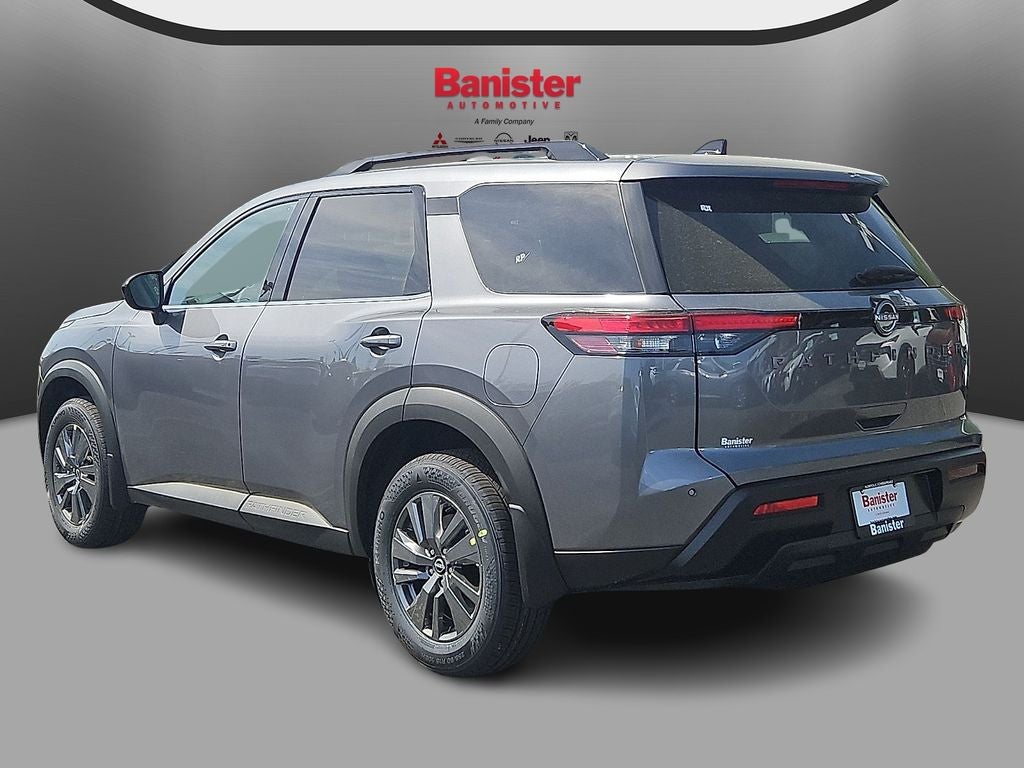 2026 Nissan Pathfinder SV