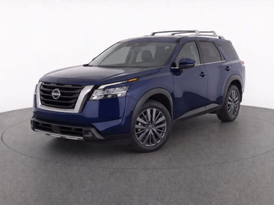 2022 Nissan Pathfinder SL