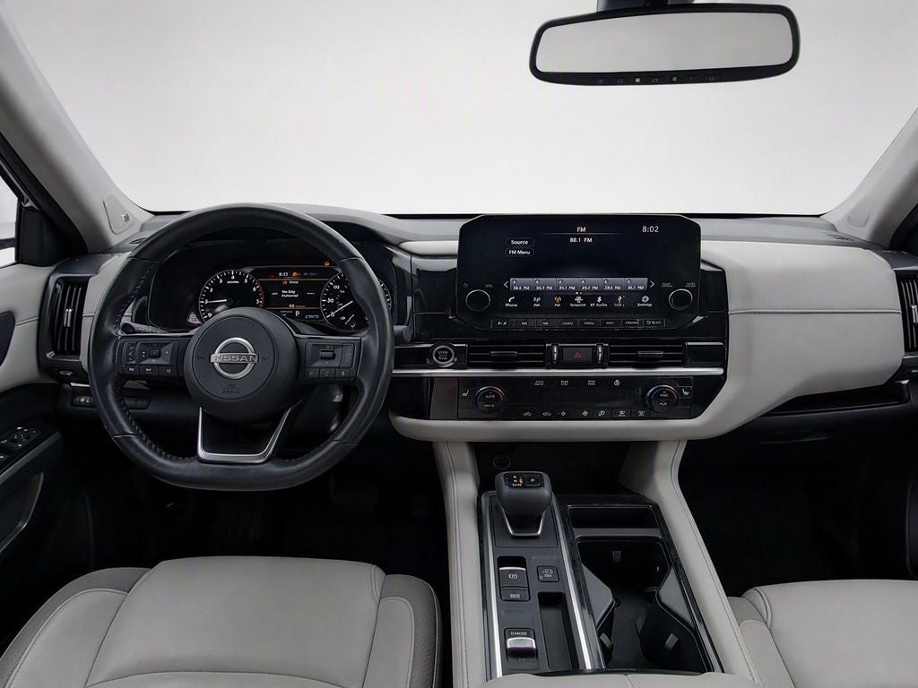 2022 Nissan Pathfinder SL
