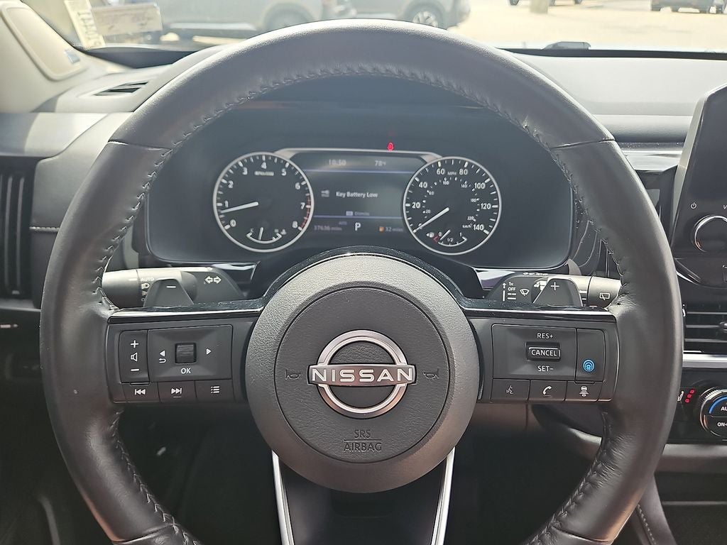 2023 Nissan Pathfinder SL