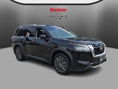 2023 Nissan Pathfinder SL