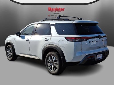 2026 Nissan Pathfinder SL