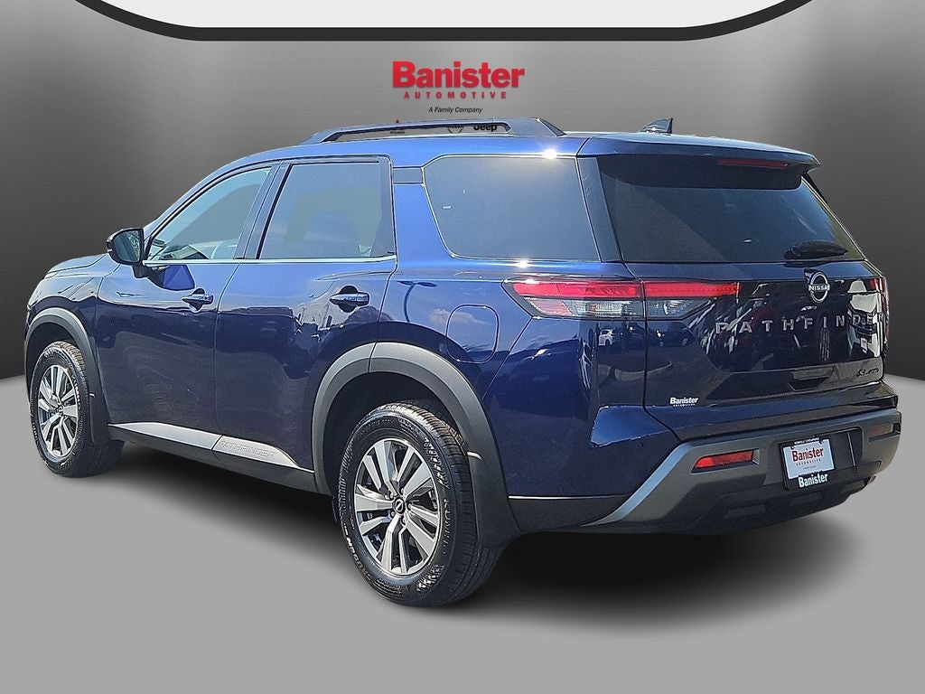 2026 Nissan Pathfinder SL