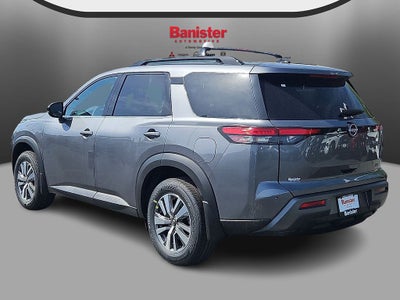 2026 Nissan Pathfinder SL