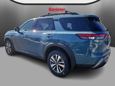 2026 Nissan Pathfinder SL