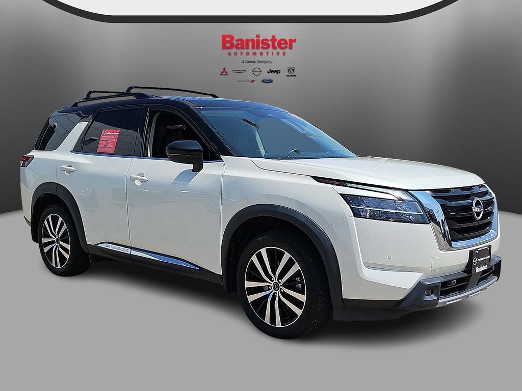 2024 Nissan Pathfinder Platinum