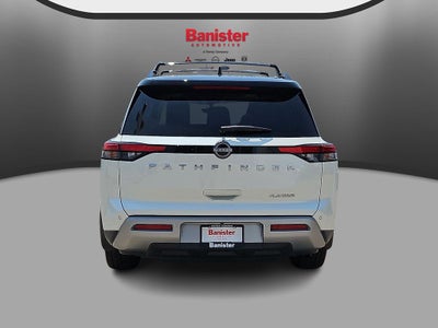2024 Nissan Pathfinder Platinum
