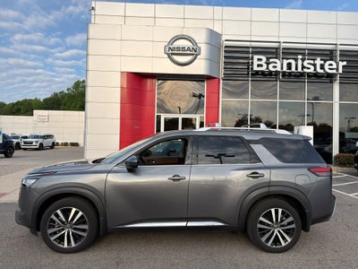2024 Nissan Pathfinder Platinum