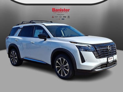 2026 Nissan Pathfinder Platinum