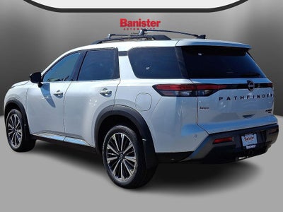 2026 Nissan Pathfinder Platinum