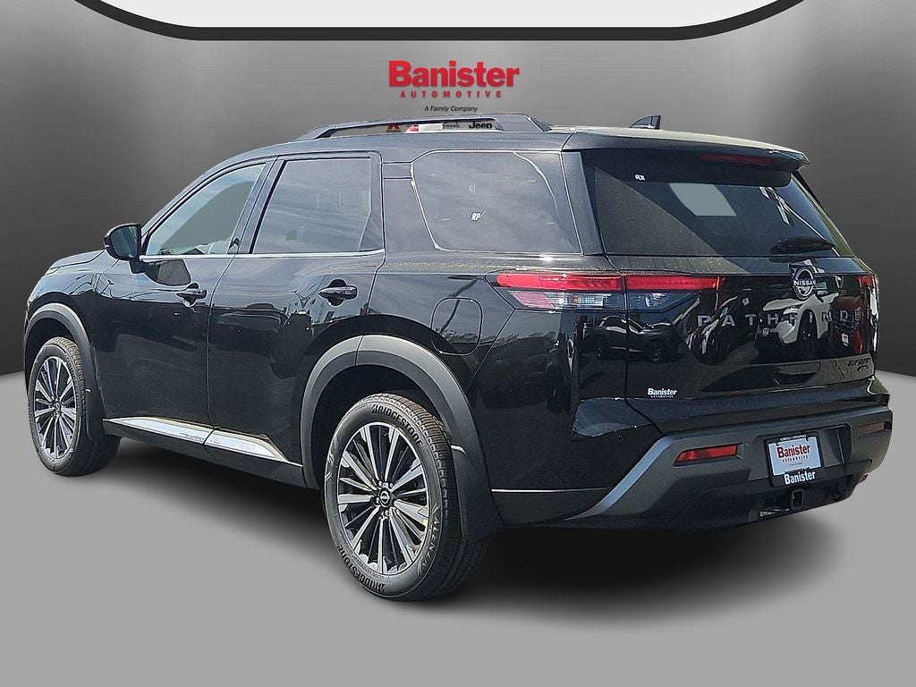 2026 Nissan Pathfinder Platinum