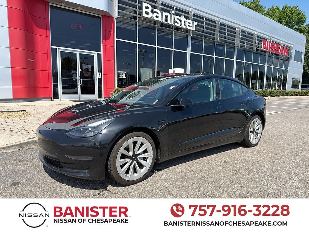 2023 Tesla Model 3 -'s photo