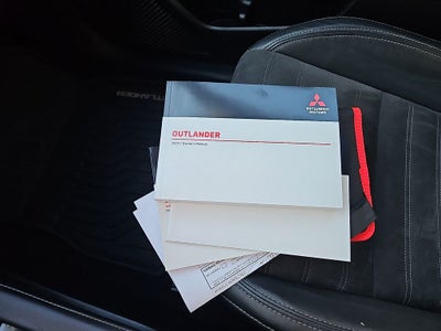 2023 Mitsubishi Outlander SE Black Edition