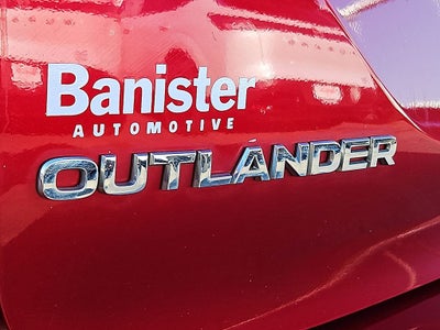 2023 Mitsubishi Outlander SE Black Edition