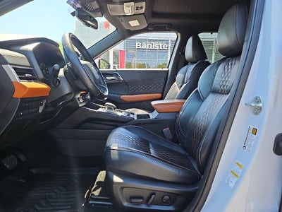 2024 Mitsubishi Outlander SEL